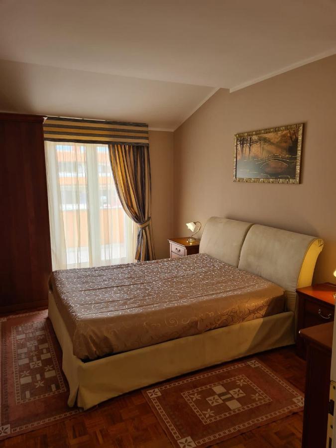 Apartment Sunny Pula Exterior foto